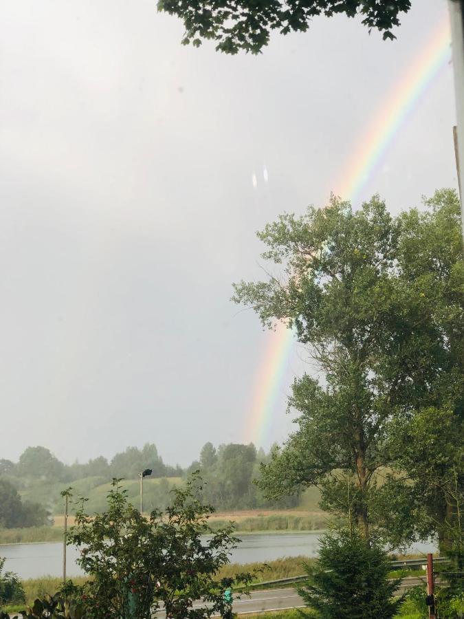 Piekalne Hotel Kalniesi Bagian luar foto