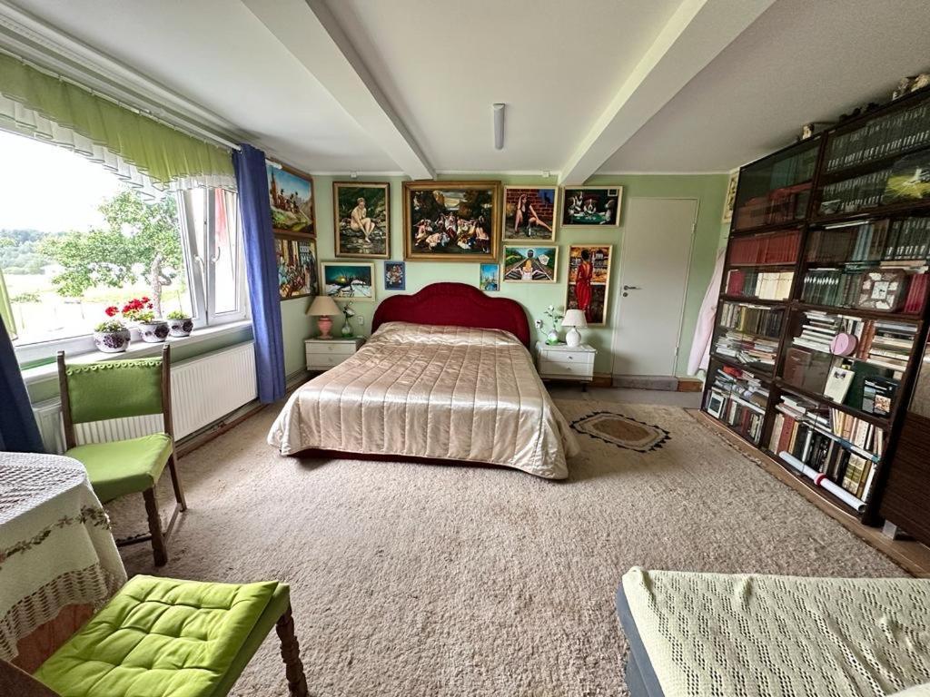 Piekalne Hotel Kalniesi Bagian luar foto