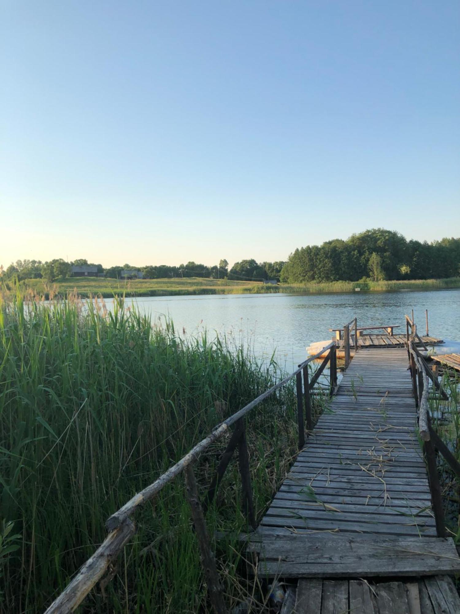 Piekalne Hotel Kalniesi Bagian luar foto