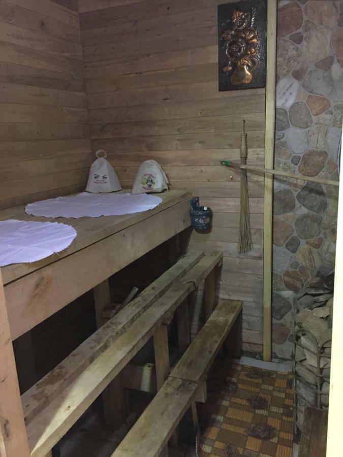 Piekalne Hotel Kalniesi Bagian luar foto